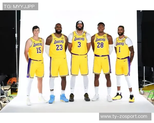 湖人队是否具备像太阳队那样拼搏的球员雷迪克直言没有 湖人队是否具备像太阳队那样拼搏的球员雷迪克直言没有